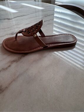 Women’s Brown Leather Cutout Thong Sandals
